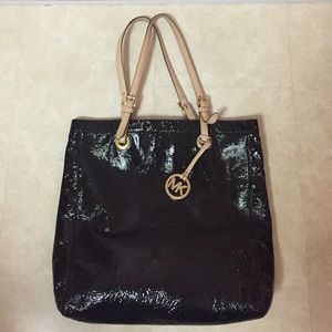 Patent leather Michael Kors shoulder bag